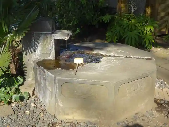 宗仲寺の手水舎