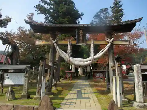 新宮熊野神社の鳥居