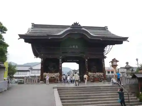 善光寺の山門・神門