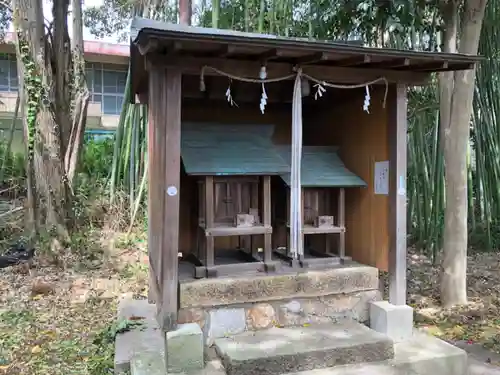 神川神社の末社