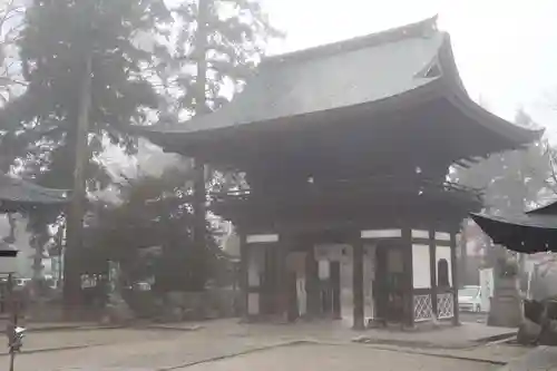 日牟禮八幡宮の山門