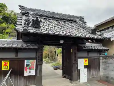 宝乗院の山門・神門