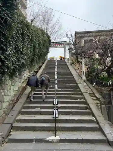 湯島天満宮の{uncategorized: "未分類", other: "その他", undefined: "問題あり", building: "その他建物", grave: "お墓", sacred_gate: "鳥居", guardian: "狛犬", statue: "像", buddha: "仏像", history: "歴史", nature: "自然", garden: "庭園", animal: "動物", pagoda: "塔", temizu: "手水舎", mountain_gate: "山門・神門", sanctuary: "本殿・本堂", subordinate: "末社・摂社", art: "芸術", scenery: "景色", jizo: "地蔵", ema: "絵馬", goshuin: "御朱印", omikuji: "おみくじ", items: "授与品その他", amulet: "お守り", goshuincho: "御朱印帳", eats: "食事", festival: "お祭り", votive_dance: "神楽", shichigosan: "七五三参", wedding: "結婚式", experience: "体験その他", initially: "初詣", around: "周辺", anti_infection: "感染症対策"}