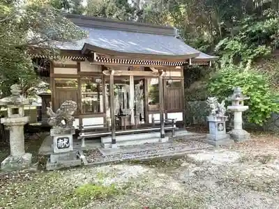 建部神社の本殿