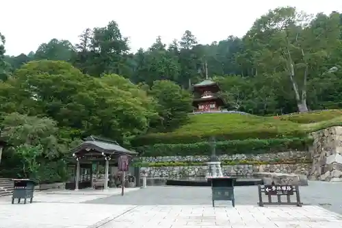 勝尾寺の塔