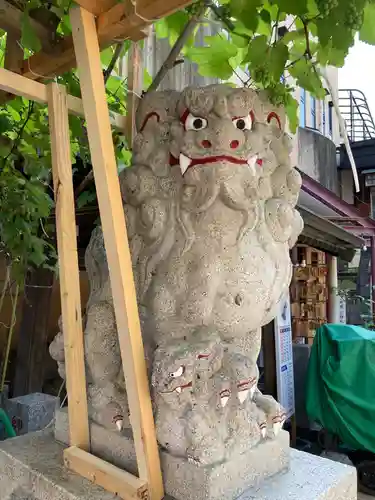 菊名神社の狛犬