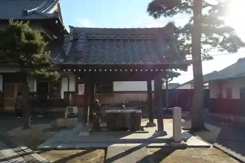 普門寺の手水舎