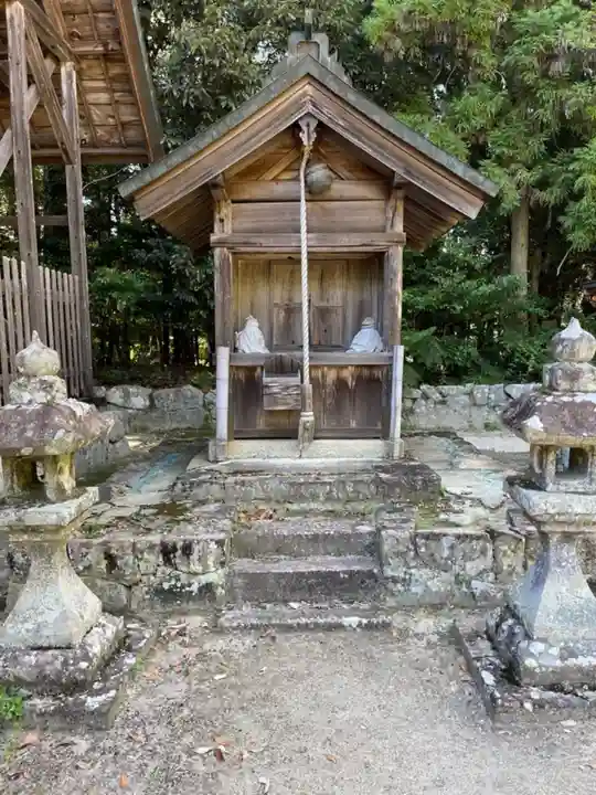 波豆八幡神社の末社・摂社