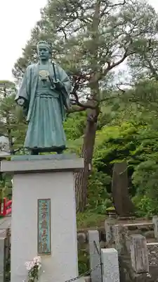 高幡不動尊 金剛寺の像