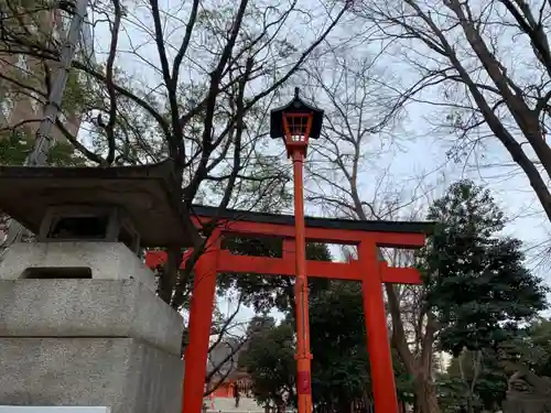 花園神社の鳥居
