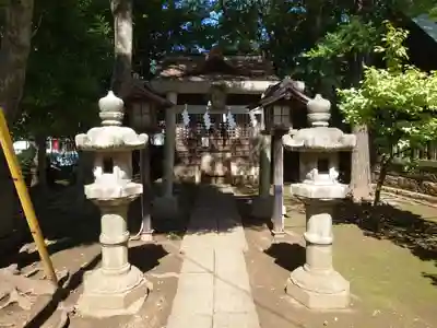 豊玉氷川神社の末社・摂社