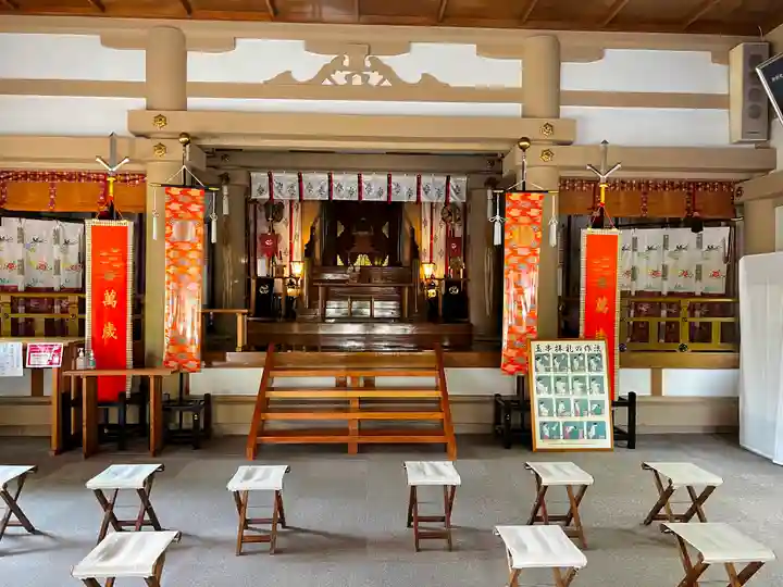 鷹栖神社の本殿・本堂