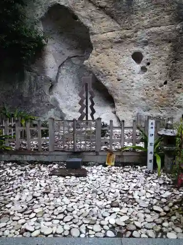 花窟神社の建物その他