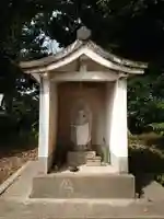 祠(地蔵)の仏像