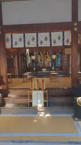 三輪神社の本殿・本堂