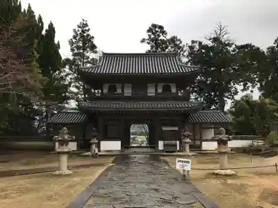 大照院の山門・神門