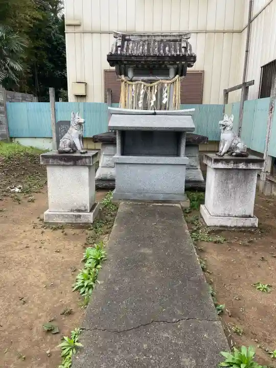 三峯神社の{uncategorized: "未分類", other: "その他", undefined: "問題あり", building: "その他建物", grave: "お墓", sacred_gate: "鳥居", guardian: "狛犬", statue: "像", buddha: "仏像", history: "歴史", nature: "自然", garden: "庭園", animal: "動物", pagoda: "塔", temizu: "手水舎", mountain_gate: "山門・神門", sanctuary: "本殿・本堂", subordinate: "末社・摂社", art: "芸術", scenery: "景色", jizo: "地蔵", ema: "絵馬", goshuin: "御朱印", omikuji: "おみくじ", items: "授与品その他", amulet: "お守り", goshuincho: "御朱印帳", eats: "食事", festival: "お祭り", votive_dance: "神楽", shichigosan: "七五三参", wedding: "結婚式", experience: "体験その他", initially: "初詣", around: "周辺", anti_infection: "感染症対策"}