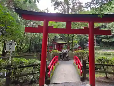 狭井坐大神荒魂神社(狭井神社)の末社・摂社