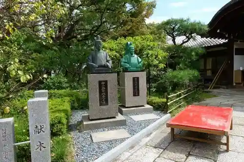 長岡天満宮の像