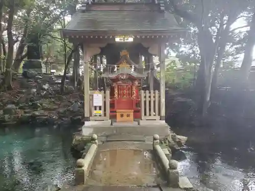 泉神社の末社・摂社