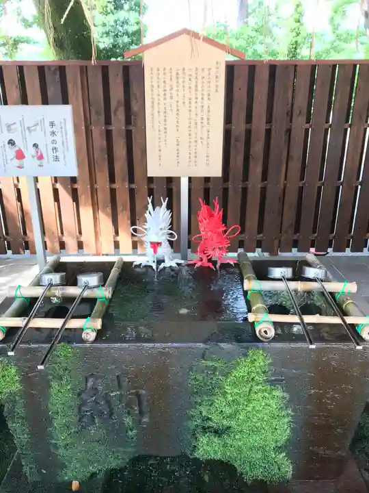 伊豆山神社の手水舎