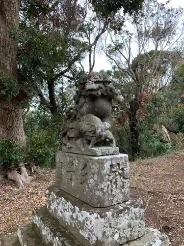 天御中主神社の狛犬