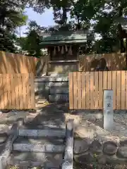 川原神社の末社