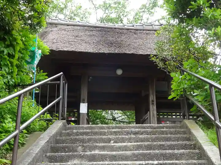 泥牛庵の山門・神門