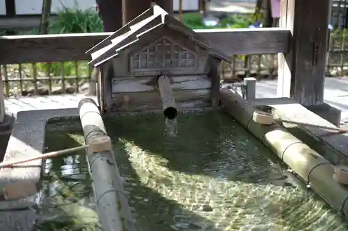 平野神社の手水舎