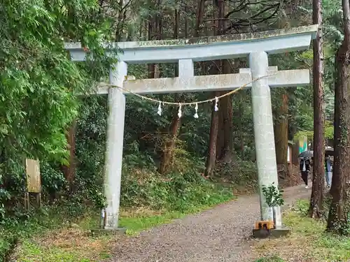 高天神社の鳥居