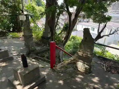 西森稲荷大明神の{uncategorized: "未分類", other: "その他", undefined: "問題あり", building: "その他建物", grave: "お墓", sacred_gate: "鳥居", guardian: "狛犬", statue: "像", buddha: "仏像", history: "歴史", nature: "自然", garden: "庭園", animal: "動物", pagoda: "塔", temizu: "手水舎", mountain_gate: "山門・神門", sanctuary: "本殿・本堂", subordinate: "末社・摂社", art: "芸術", scenery: "景色", jizo: "地蔵", ema: "絵馬", goshuin: "御朱印", omikuji: "おみくじ", items: "授与品その他", amulet: "お守り", goshuincho: "御朱印帳", eats: "食事", festival: "お祭り", votive_dance: "神楽", shichigosan: "七五三参", wedding: "結婚式", experience: "体験その他", initially: "初詣", around: "周辺", anti_infection: "感染症対策"}
