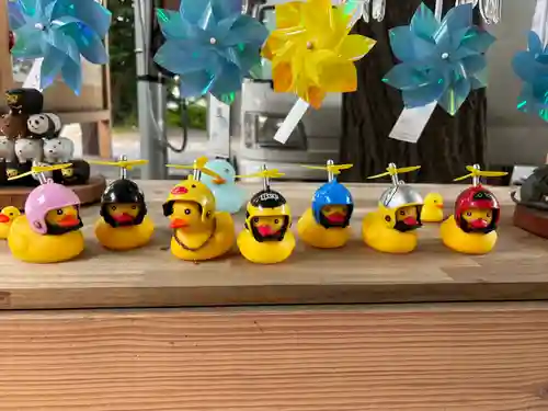 札幌諏訪神社の像