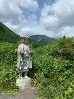 招福神社(貧乏神追放神社)の像