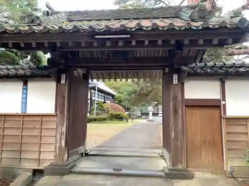 東昌寺の山門