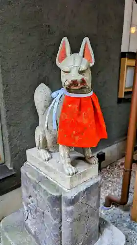 五十稲荷神社(栄寿稲荷神社)の狛犬