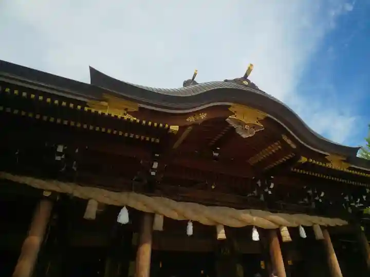 寒川神社の本殿・本堂