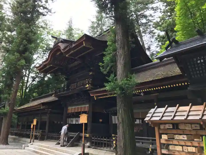 諏訪大社下社春宮(長野県)