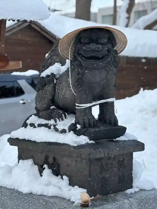 札幌諏訪神社の狛犬