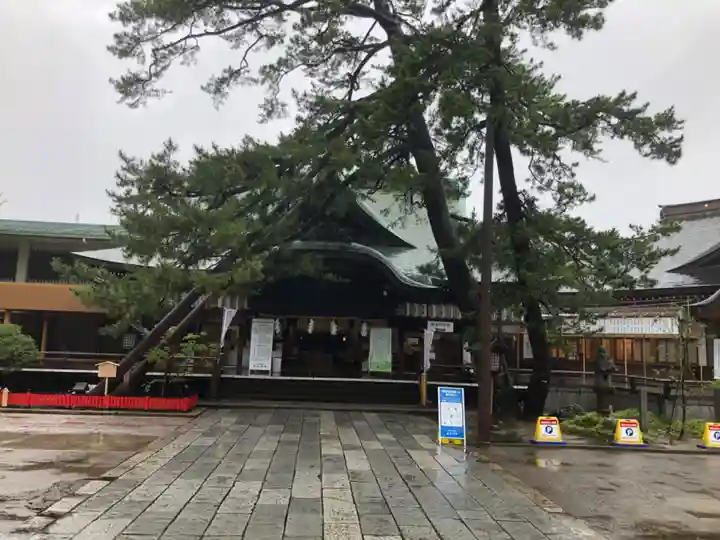 白山神社の本殿・本堂