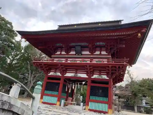 飯野八幡宮の山門