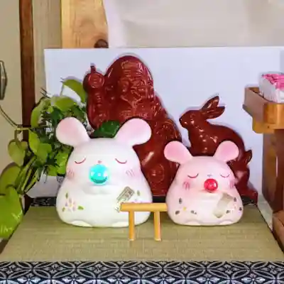 彌彦神社　(伊夜日子神社)の像