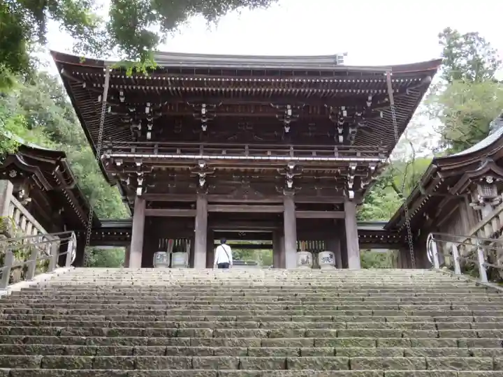 伊奈波神社の山門・神門
