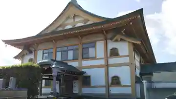 梅蔭寺の本殿・本堂