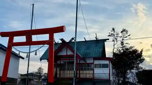 東野浜神社の{uncategorized: "未分類", other: "その他", undefined: "問題あり", building: "その他建物", grave: "お墓", sacred_gate: "鳥居", guardian: "狛犬", statue: "像", buddha: "仏像", history: "歴史", nature: "自然", garden: "庭園", animal: "動物", pagoda: "塔", temizu: "手水舎", mountain_gate: "山門・神門", sanctuary: "本殿・本堂", subordinate: "末社・摂社", art: "芸術", scenery: "景色", jizo: "地蔵", ema: "絵馬", goshuin: "御朱印", omikuji: "おみくじ", items: "授与品その他", amulet: "お守り", goshuincho: "御朱印帳", eats: "食事", festival: "お祭り", votive_dance: "神楽", shichigosan: "七五三参", wedding: "結婚式", experience: "体験その他", initially: "初詣", around: "周辺", anti_infection: "感染症対策"}