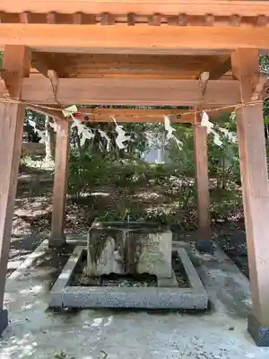 諏訪八幡神社の手水舎
