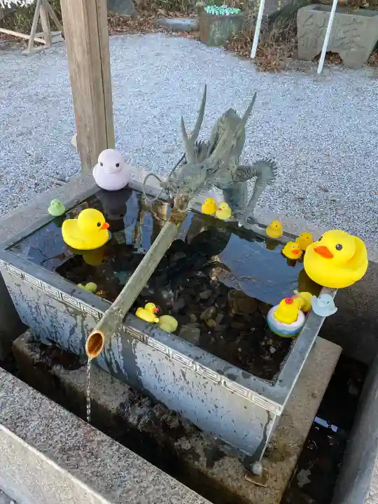 秩父今宮神社の{uncategorized: "未分類", other: "その他", undefined: "問題あり", building: "その他建物", grave: "お墓", sacred_gate: "鳥居", guardian: "狛犬", statue: "像", buddha: "仏像", history: "歴史", nature: "自然", garden: "庭園", animal: "動物", pagoda: "塔", temizu: "手水舎", mountain_gate: "山門・神門", sanctuary: "本殿・本堂", subordinate: "末社・摂社", art: "芸術", scenery: "景色", jizo: "地蔵", ema: "絵馬", goshuin: "御朱印", omikuji: "おみくじ", items: "授与品その他", amulet: "お守り", goshuincho: "御朱印帳", eats: "食事", festival: "お祭り", votive_dance: "神楽", shichigosan: "七五三参", wedding: "結婚式", experience: "体験その他", initially: "初詣", around: "周辺", anti_infection: "感染症対策"}