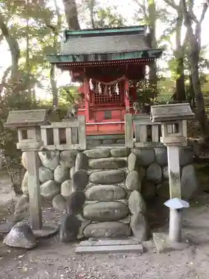 堤治神社の末社・摂社
