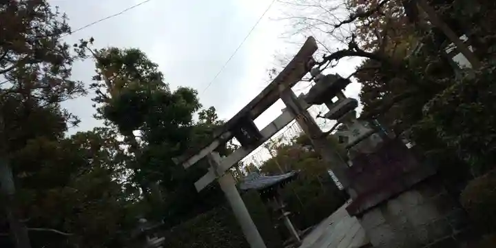 敷地神社(わら天神宮)の鳥居