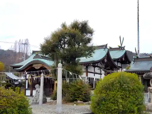 爲那都比古神社の本殿