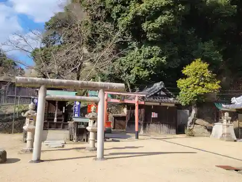 祇園神社の末社